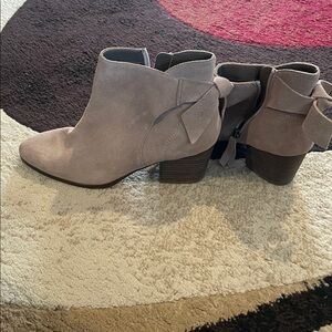 Sole Society Tan Ankle Boots with Bow Detail